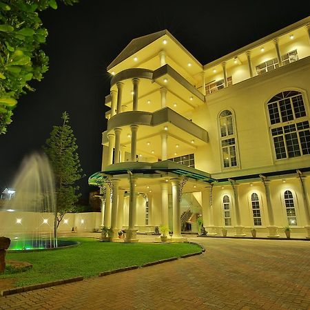 פנאדורה Navro Beach Resort מראה חיצוני תמונה